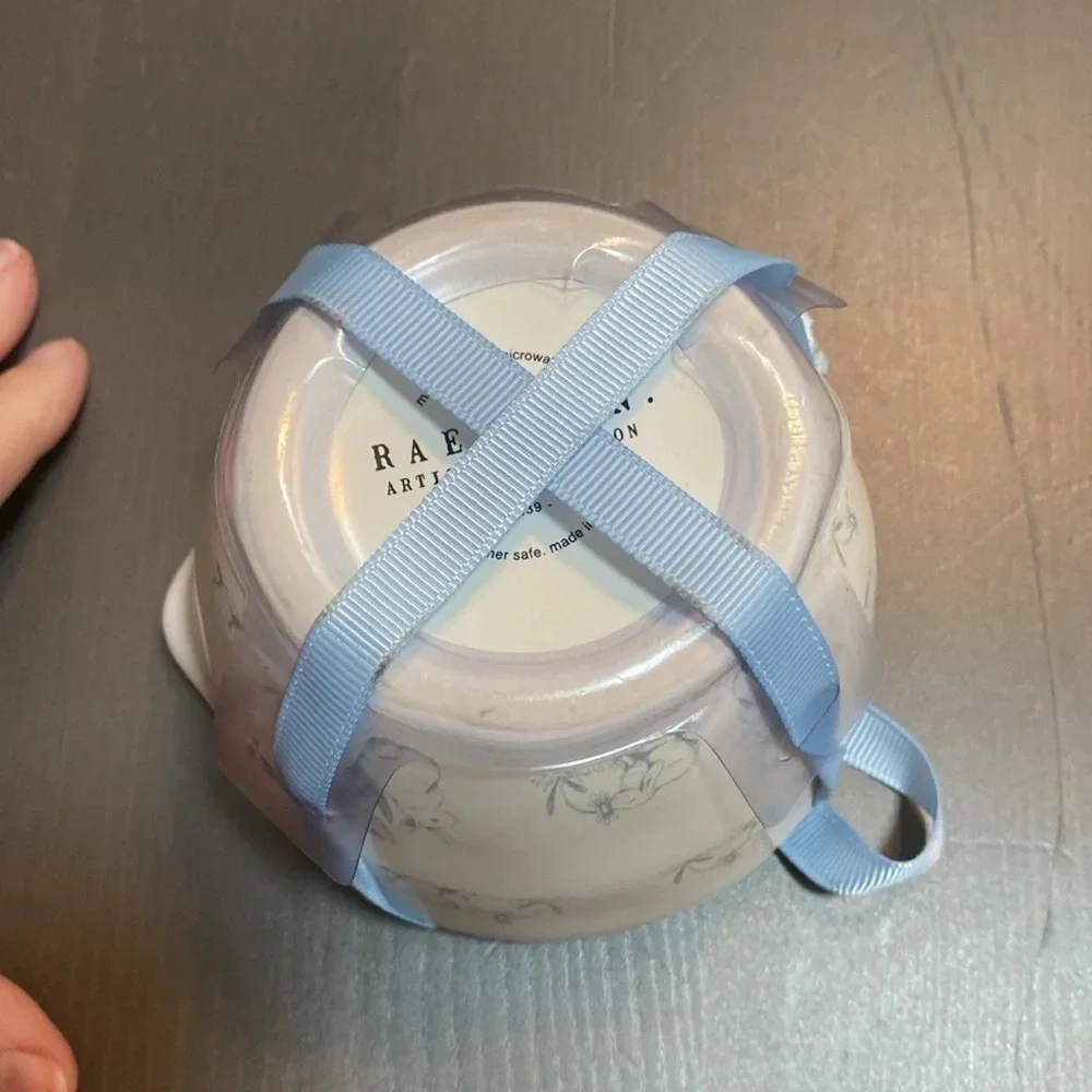 Rae Dunn Peter Rabbit measuring cups Blue & White